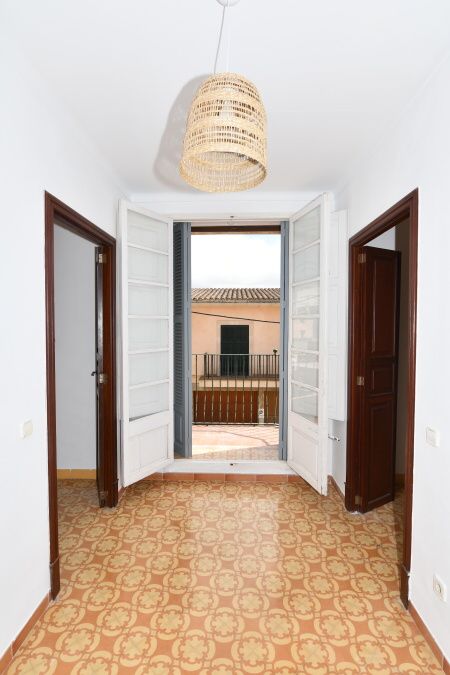  - In Santanyí modern and bright recently renovated apartment