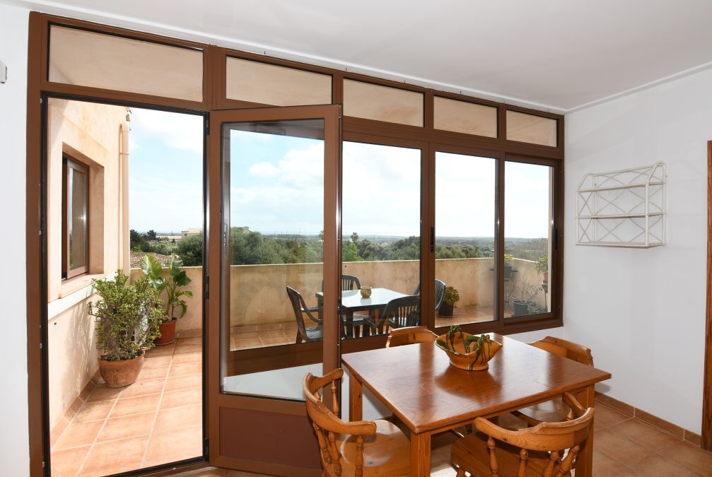  - Amplio apartamento reformado en S`Alqueria blanca con bonitas vistas hasta el mar
