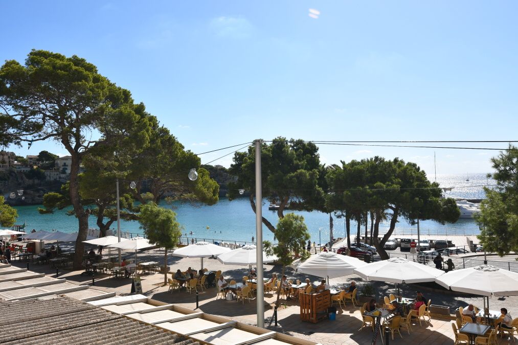 Agradable apartamento en primera línea del mar en Porto Cristo