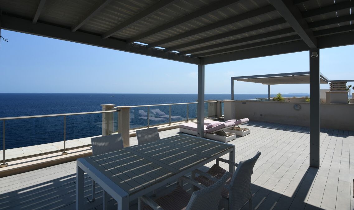 Moderní a luxusní penthouse s krásným výhledem na moře v Cala Figuera