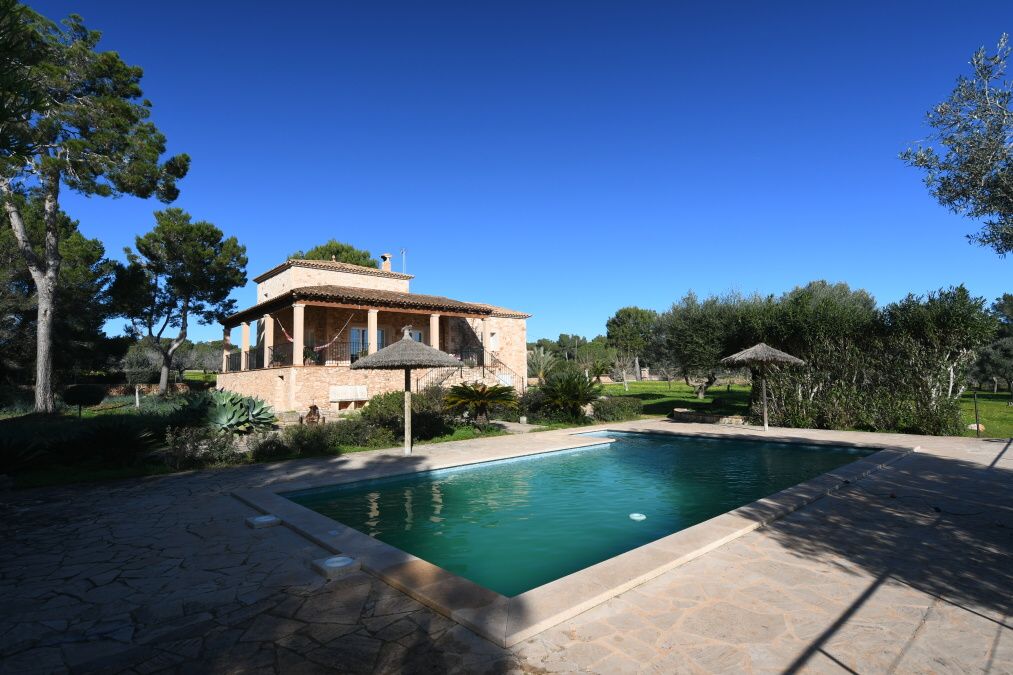  - Beautiful country house located between S`Horta and Porto Colom