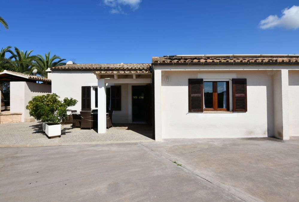  - Doppelhaushälfte mit Pool auf einem Grundstück nur wenige Minuten von Colonia de Sant Jordi entfernt