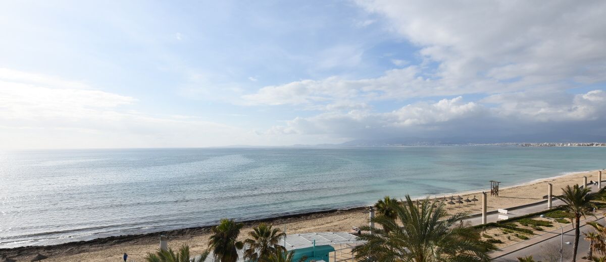  - Wohnung im 5. Stock direkt am Meer in Playa de Palma, Arenal