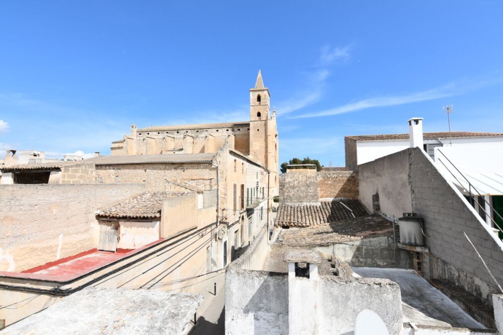  - Zentral gelegenes Stadthaus mit schöner Aussicht auf die Kirche von Felanitx