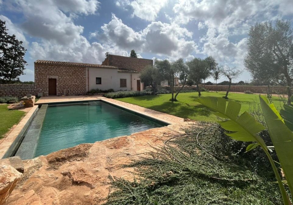  - Typical Mallorcan country house recently renovated a few minutes from Sa Rapita