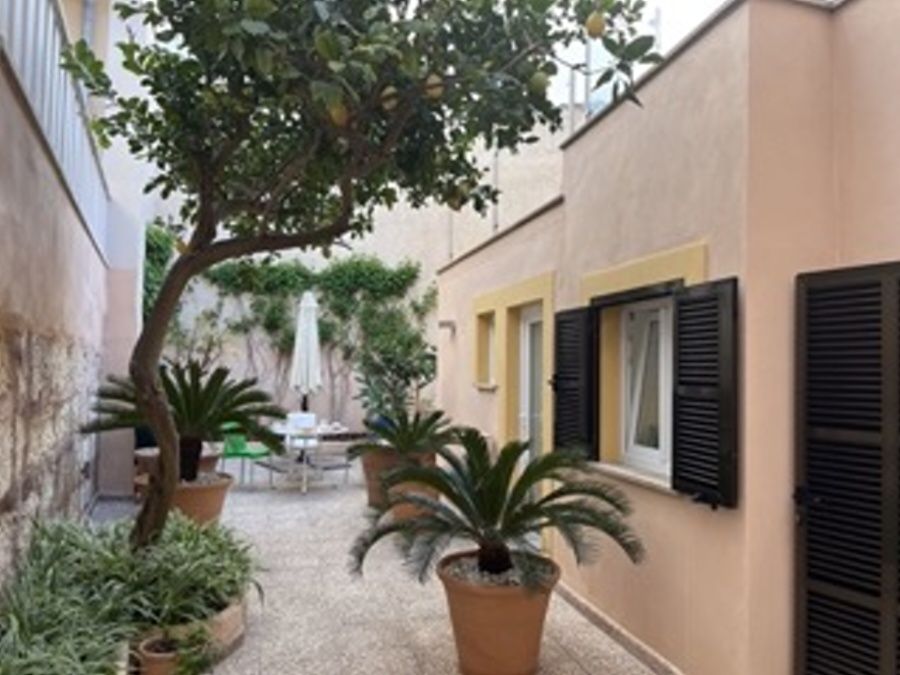  - Acogedora casa de pueblo reformada con bonito patio en Santa Margalida