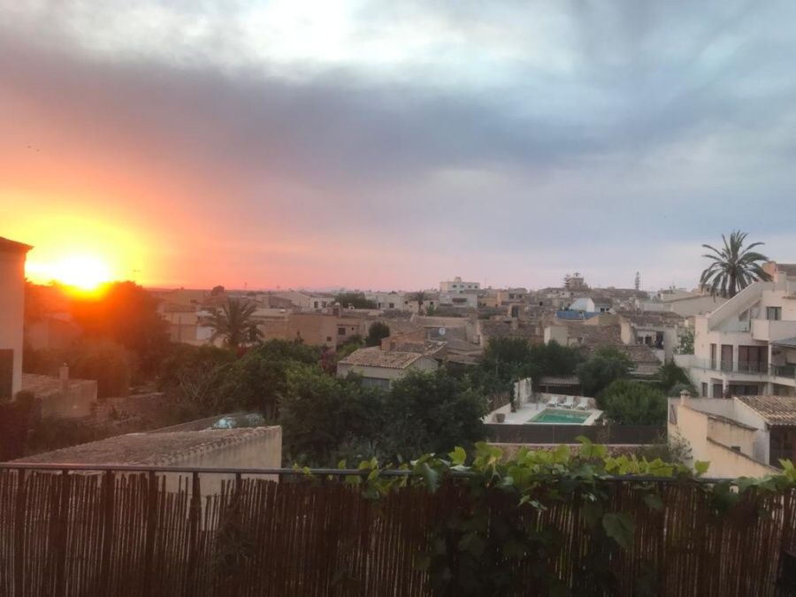 - Luminoso Apartamento con terraza en la azotea con bonitas vistas a Santanyi