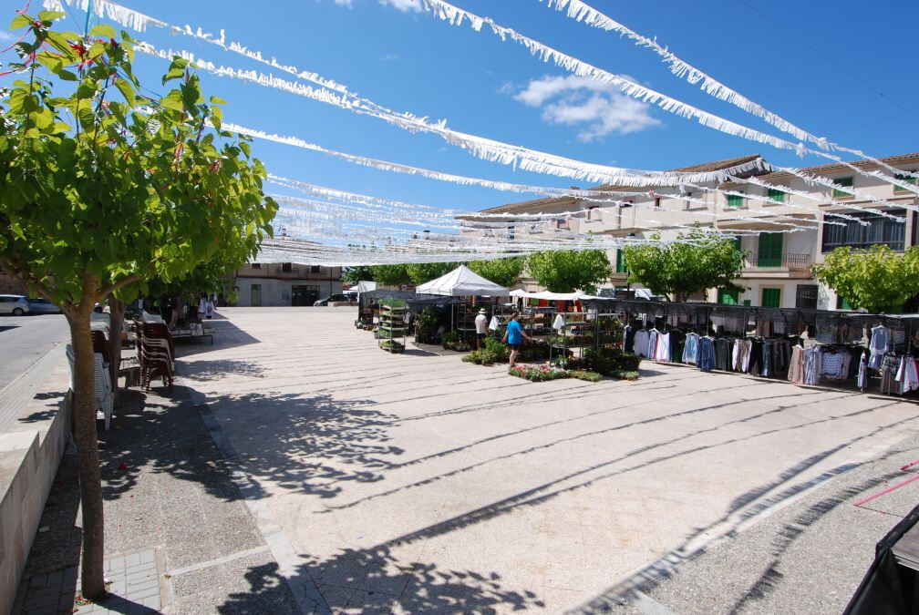  - Solar en esquina de unos 272m2 en Ses Salines