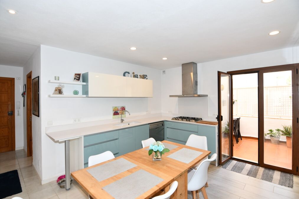 - Bonito apartamento con acogedora terraza y cocina reformada en Cala Figuera