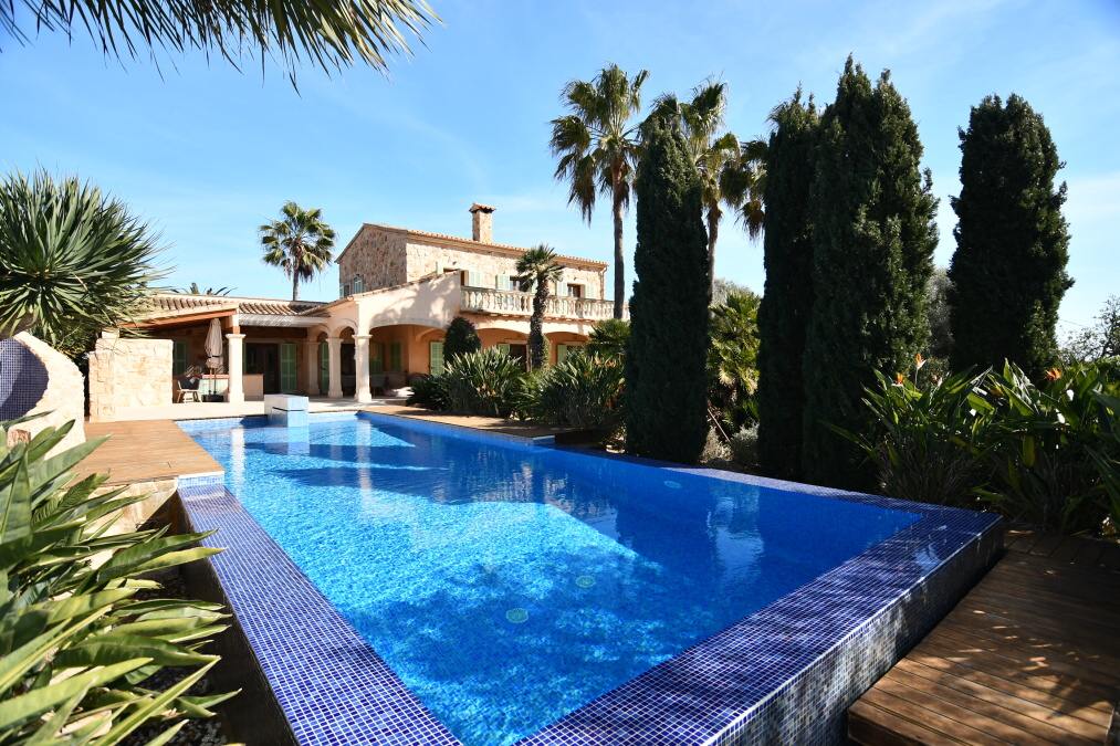  - Encantadora casa de campo con impresionante jardín a pocos minutos de la playa de Cala Santanyí