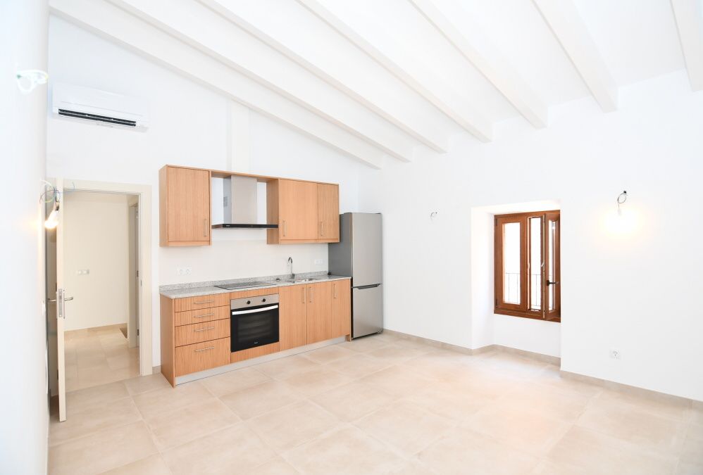  - Modern apartment of new construction in the center of Santanyi