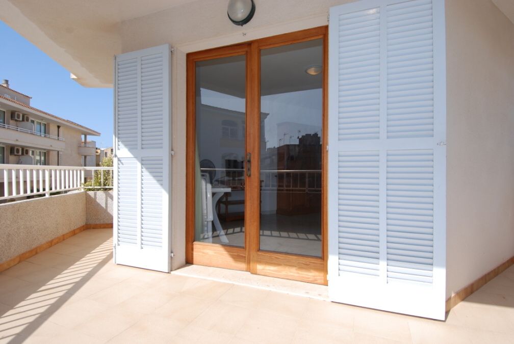 - Apartamento con licencia de alquiler vacacional en la Colonia de Sant Jordi