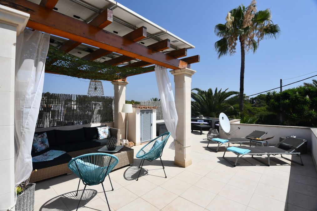 - Small and cozy renovated villa a few meters from the beach of Cala Santanyi