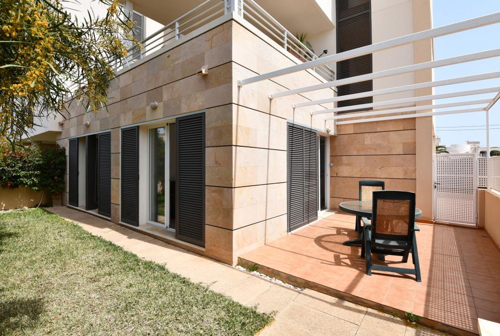  - Neue und moderne Erdgeschosswohnung mit Gemeinschaftspool in Cala Figuera