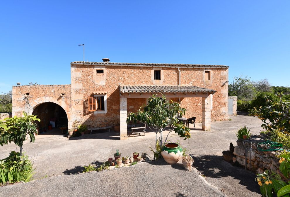- Casa de campo con carácter en una tranquila ubicación muy cerca de Porto Cristo