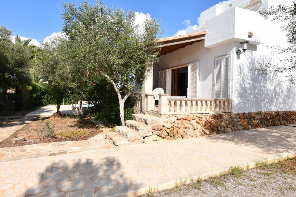  - Ground floor apartment, just 2 minutes from the beautiful beach of Cala Santanyi