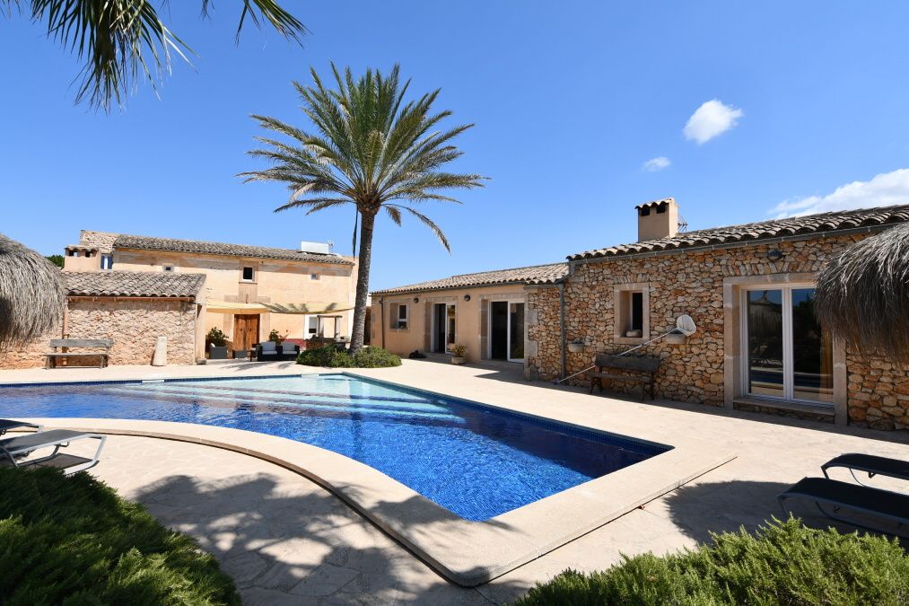  - Country house with garden and communal pool in Son Negre, Felanitx