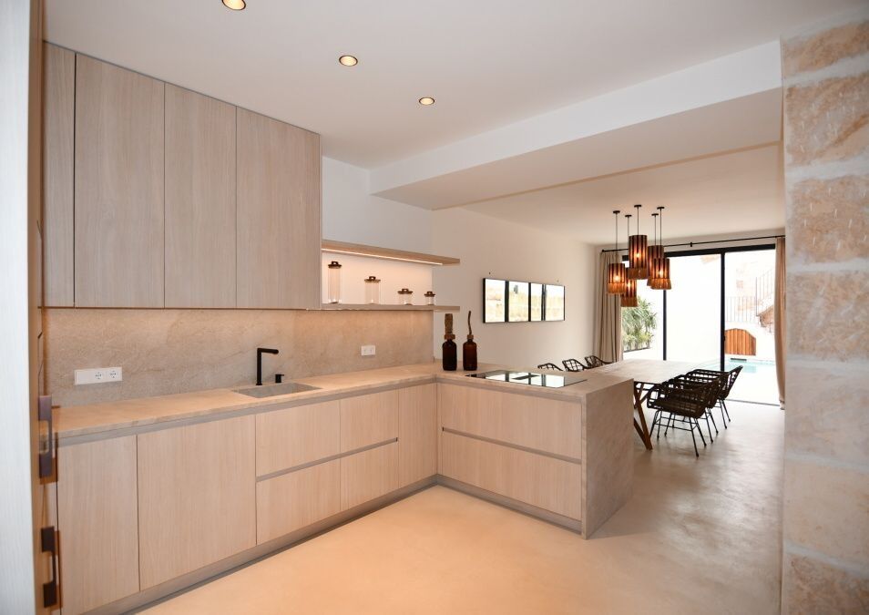  - Modern and elegant newly built town house in Santanyi